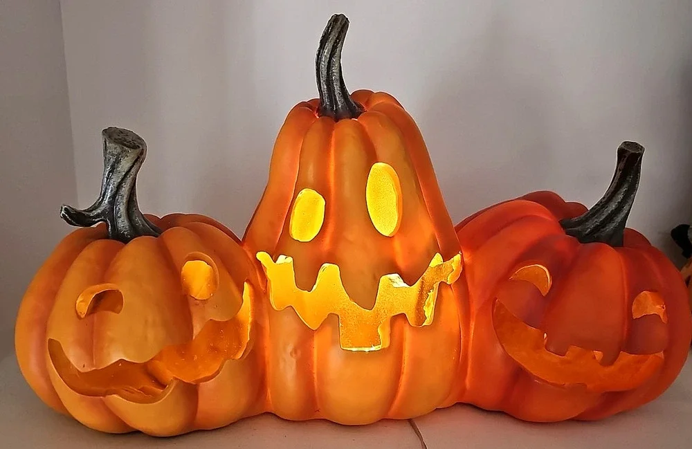 Light Up Trio Of Jack-O-Lanterns